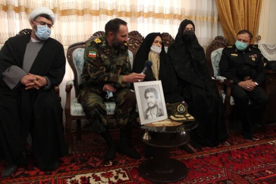 ۳۴ سال منتظرت بودیم...