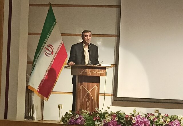 ضرورت ایجاد حرکت فعالانه در امر آموزش و پژوهش