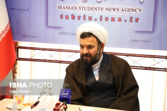 بودجه ۱۴۰۱ تغییری در وضعیت اقتصادی کشور ایجاد نخواهد کرد/ دولت دست از سر بورس بردارد