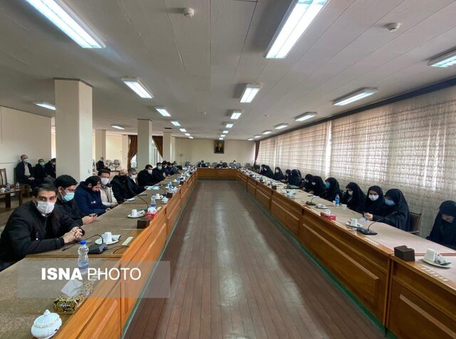 ارز ۴۲۰۰ تومانی چیزی جز فساد و رانت تولید نکرد/ وزارت خارجه نباید به وزارت برجام تبدیل شود