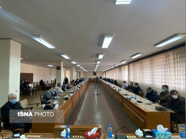 ارز ۴۲۰۰ تومانی چیزی جز فساد و رانت تولید نکرد/ وزارت خارجه نباید به وزارت برجام تبدیل شود