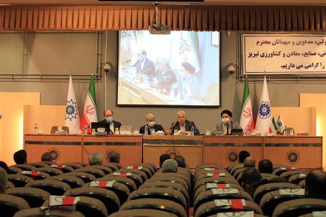 لایحه بودجه ۱۴۰۱ با حضور نمایندگان مجلس شورای اسلامی و فعالان بخش خصوصی آذربایجان شرقی بررسی شد