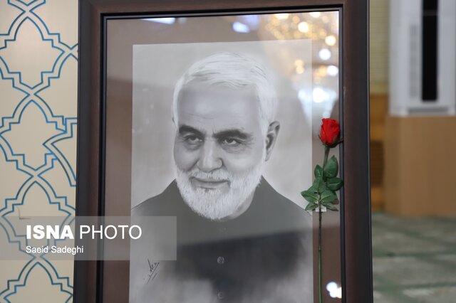 سردار سلیمانی؛ نماد مدیریت و رهبری در میادین نبرد و زندگی سردار سلیمانی؛ نماد مدیریت و رهبری در میادین نبرد و زندگی