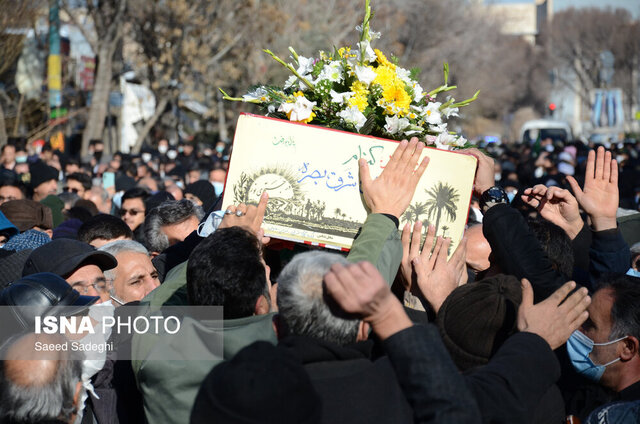 پیکر مطهر سه شهید گمنام در تبریز تشییع شد