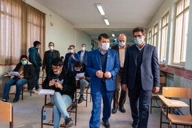 بازدید رئیس کل دادگستری استان و رئیس سازمان جهاددانشگاهی آذربایجان شرقی از روند برگزاری آزمون استخدامی قوه قضائیه در تبریز