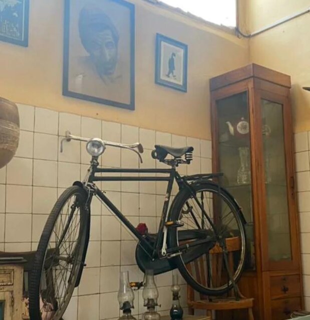 داستان یک استکان چای زیر سقف "اسرافیل" بیادعا و محبوب