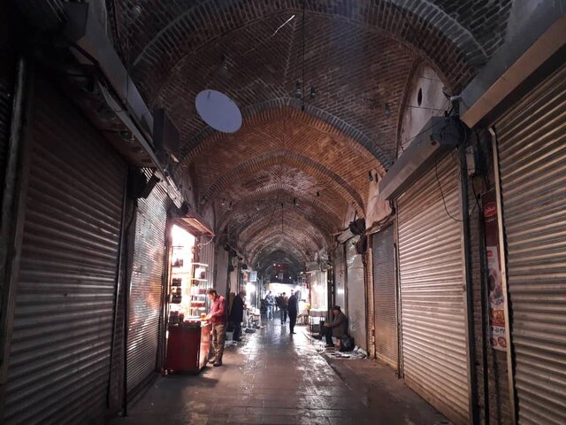 مسافران نوروزی در بازار تبریز به در بسته خوردند