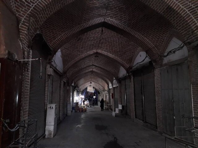 مسافران نوروزی در بازار تبریز به در بسته خوردند