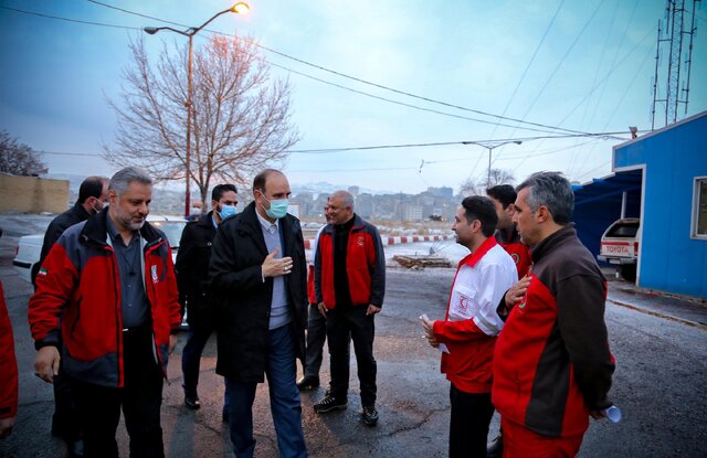 بازدید استاندار آذربایجان شرقی از مرکز کنترل و هماهنگی عملیات جمعیت هلال احمر استان