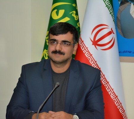 صنعت «کشاورزی دانش بنیان» با تولید حداقل ۴ برابر نیاز داخل دست یافتنی است صنعت «کشاورزی دانش بنیان» با تولید حداقل ۴ برابر نیاز داخل دست یافتنی است