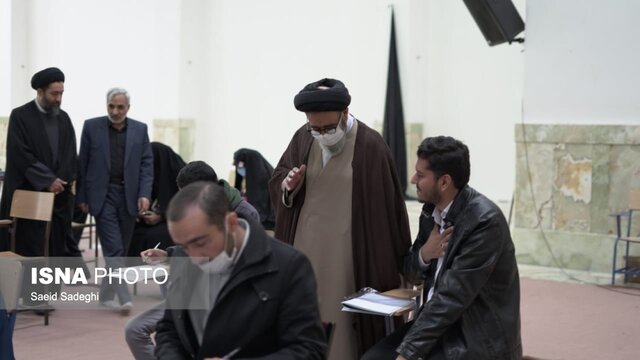 آزمون اعطای مدرک تخصصی قرآن کریم در تبریز برگزار شد