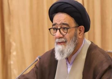 دشمن به دنبال تغییر هویت جوان ایرانی به هویت موردپسند آمریکا است دشمن به دنبال تغییر هویت جوان ایرانی به هویت موردپسند آمریکا است