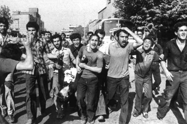 قیام خونین ۱۵ خرداد؛ نقطه عطفی در تاریخ انقلاب اسلامی ایران