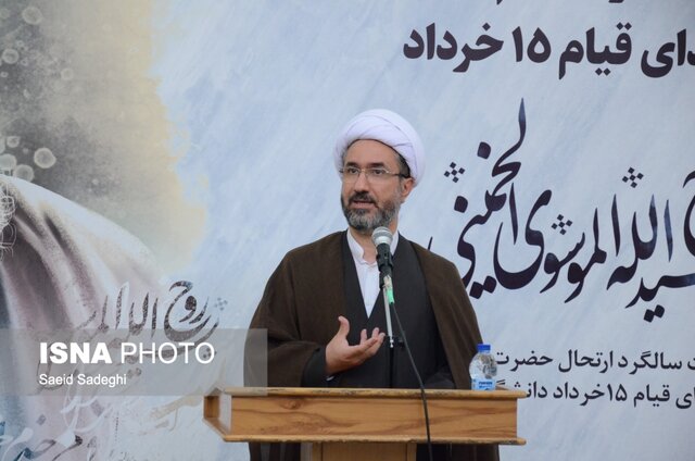 طرح مسئله فلسطین به عنوان مسئله اول جهان اسلام، از برکات اندیشه امام(ره) است