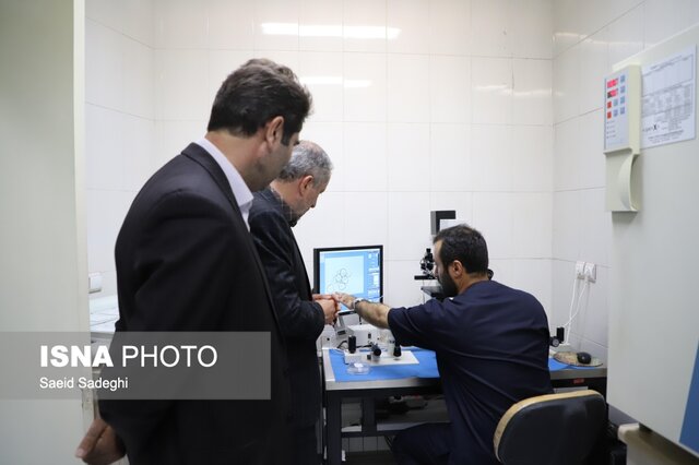 بازدید مدیرکل بیمه سلامت آذربایجان شرقی از مرکز درمان ناباروری جهاددانشگاهی