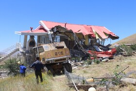 ویلای مجلل و لاکچری چند میلیارد تومانی در مرند تخریب شد