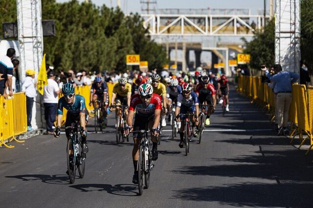 رکاب به رکاب از تبریز تا ارومیه/خارجیها عناوین را درو کردند