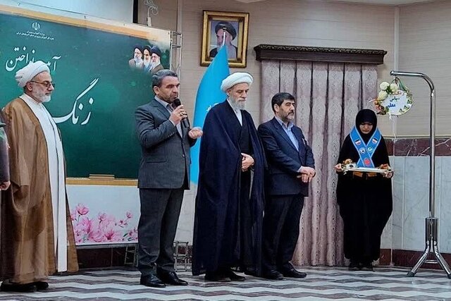 زنگ سپاس در مدارس تبریز نواخته شد