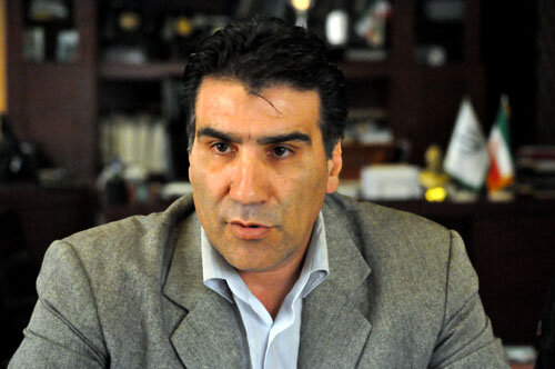 چمن یادگار امام (ره)، پرشورها را از حضور در ورزشگاه محروم میکند؟