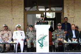 صبحگاه مشترک نیروهای مسلح در تبریز