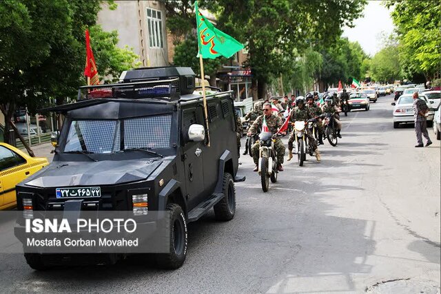 برگزاری رژه خودرویی و موتوری به مناسبت گرامیداشت سوم خرداد در اهر