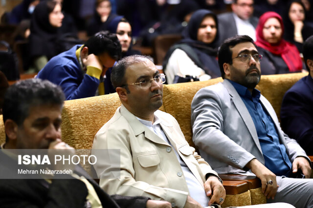 کار خبرنگاران ماندگار و اثرگذار است