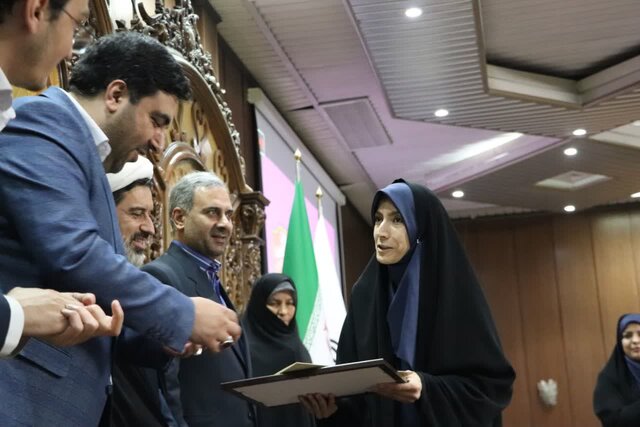 فعالیت مسجدی یک کار هدایتگر و صیانت کننده از انسان است