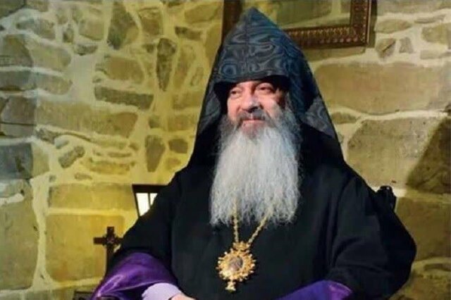 خلیفه کل ارامنه آذربایجان اهانت به قرآن کریم را محکوم کرد خلیفه کل ارامنه آذربایجان اهانت به قرآن کریم را محکوم کرد