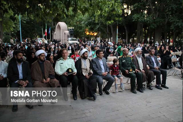 حجاب عامل حفظ و استحکام بنیاد خانوادهها است