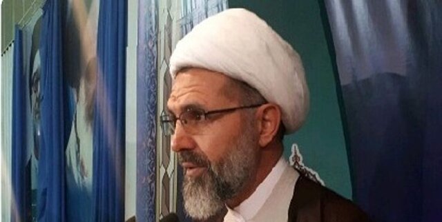 عزاداریها علاوه بر شور حسینی باید به شعور و بصیرت افزایی منجر شود عزاداریها علاوه بر شور حسینی باید به شعور و بصیرت افزایی منجر شود