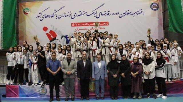 تیم دختران تکواندوی نونهالان آذربایجان شرقی قهرمان منطقه یک کشور شد