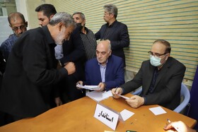 استقرار میز خدمت دستگاه های دولتی در مصلی امام خمینی (ره) تبریز