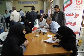 استقرار میز خدمت دستگاه های دولتی در مصلی امام خمینی (ره) تبریز