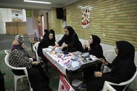 استقرار میز خدمت دستگاه های دولتی در مصلی امام خمینی (ره) تبریز