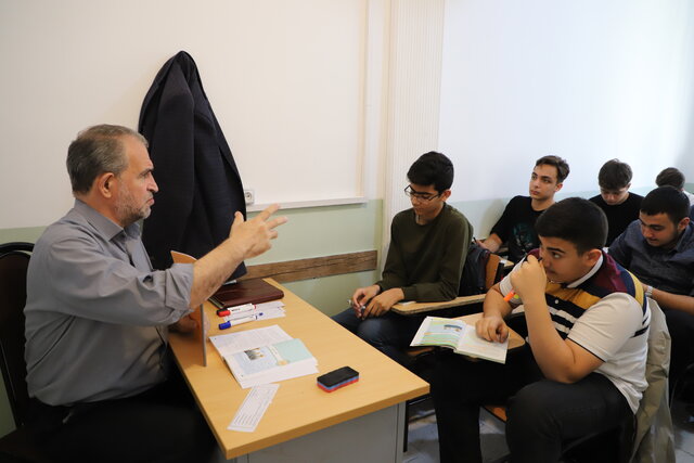 قبولی اغلب دانشآموزان موسسه آموزشی فاخران شمس تبریز در رشتههای پرطرفدار دانشگاهی