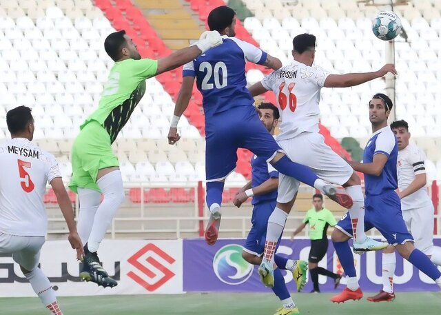 عکس آرشیوی است باخت مس سونگون مقابل قعرنشین