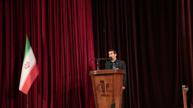 هدف دانشگاه تبریز فراهم آوردن شرایط مناسب ورزشی برای تقویت روحیه دانشجویان است