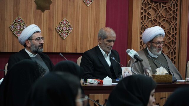 مخالف تک صدایی در دانشگاه هستیم/باید پاسخگوی مطالبات دانشجویان باشیم