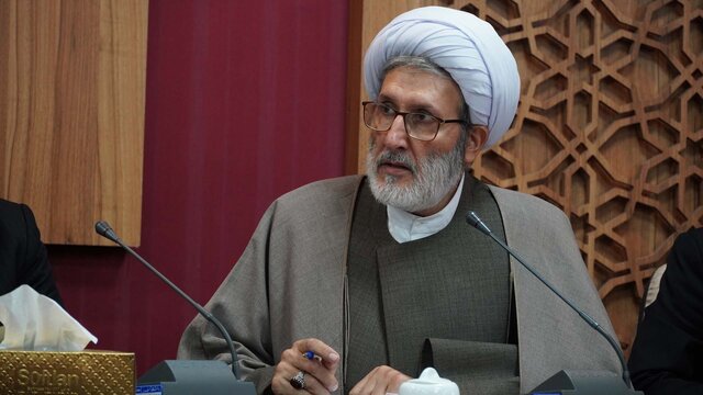 مخالف تک صدایی در دانشگاه هستیم/باید پاسخگوی مطالبات دانشجویان باشیم