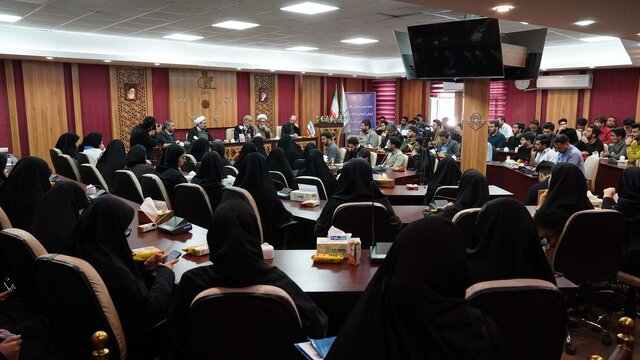 مخالف تک صدایی در دانشگاه هستیم/باید پاسخگوی مطالبات دانشجویان باشیم