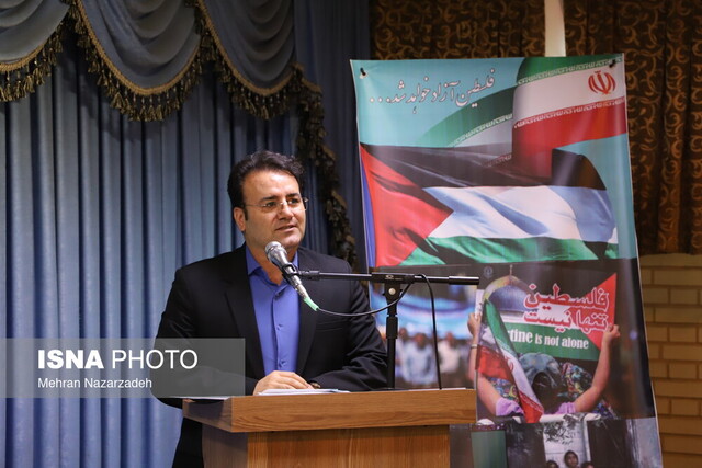 فعالیتهای قرآنی در مدارس بیشتر رونق بگیرد