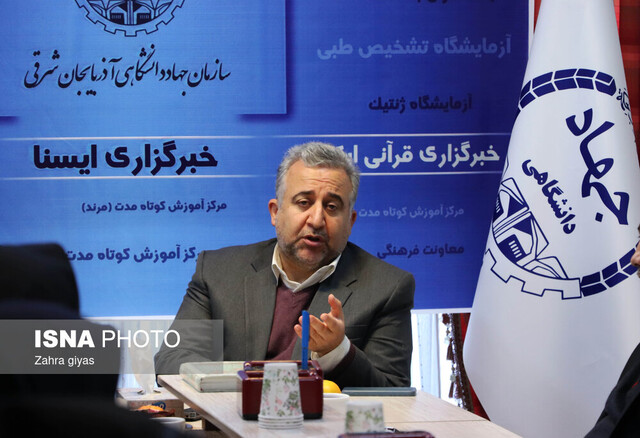 امضای تفاهمنامه بین تراکتورسازی ایران و جهاد دانشگاهی آذربایجان شرقی