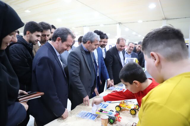 شور خلاقیت در جشنواره دانشآموزی رینوفست تبریز