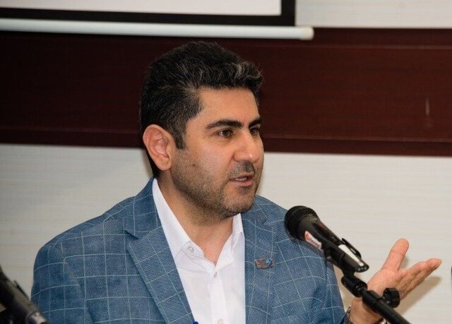 شاهراه تولید، صادرات است شاهراه تولید، صادرات است