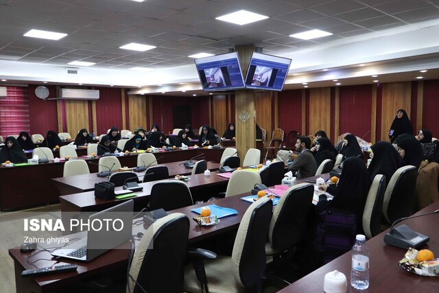 نشست تخصصی نقد و بررسی «تجربیات در آستانه مرگ» در تبریز برگزار شد