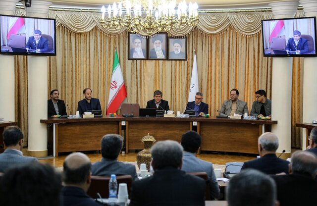 شهرداران به سمت اجرای پروژه‌هایی بروند که برای مردم ملموس است