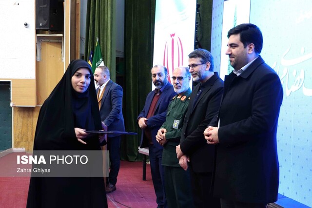 مشارکت 330 هنرمند در جشنواره تولیدات فضای مجازی کنگره ملی ۱۰ هزار شهید آذربایجان شرقی