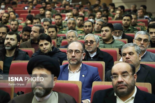 اشرار عالم در مقابل انقلاب اسلامی ایران صف کشیدهاند