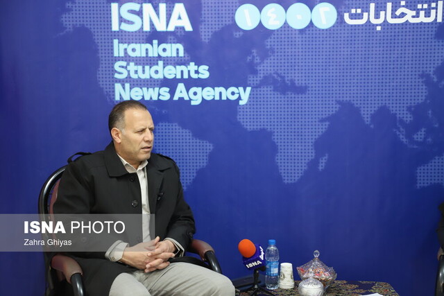 محمد عباسزاده: اعتماد در شرایط عدم وجود شفافیت از بین میرود