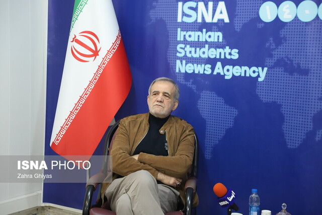 سلسله نشستهای انتخاباتی ایسنا/ مسعود پزشکیان، از حوزه انتخابیه تبریز، آذرشهر و اسکو